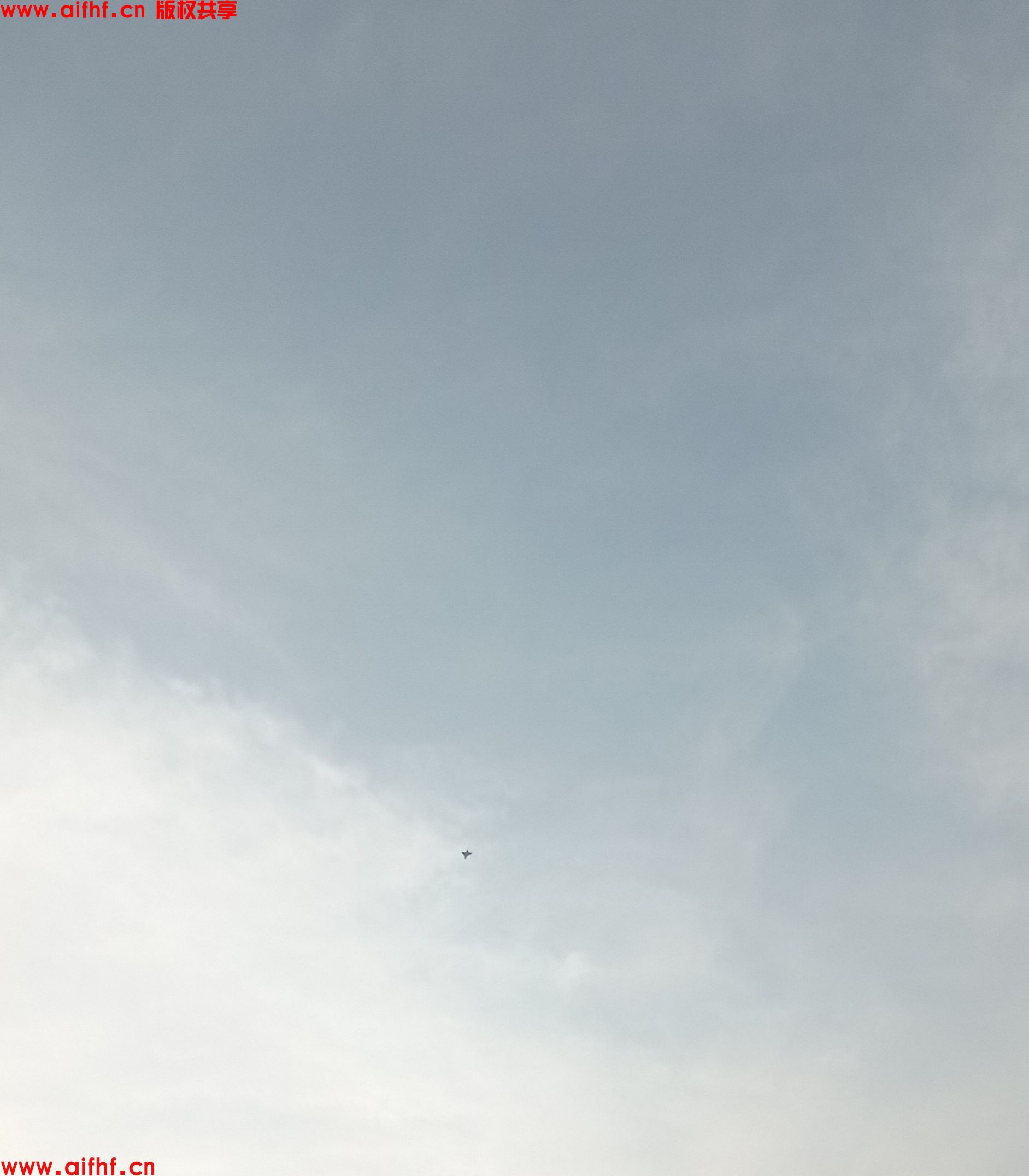 1-2310101A536313.jpg